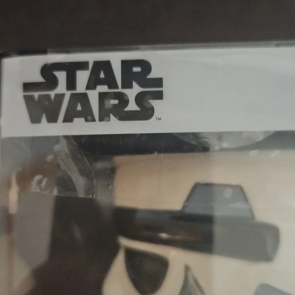 Star Wars Black and White Stormtrooper Goblet - Picture 10 of 11